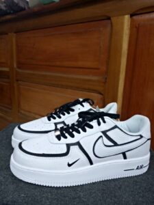 CHAUSSURE NIKE